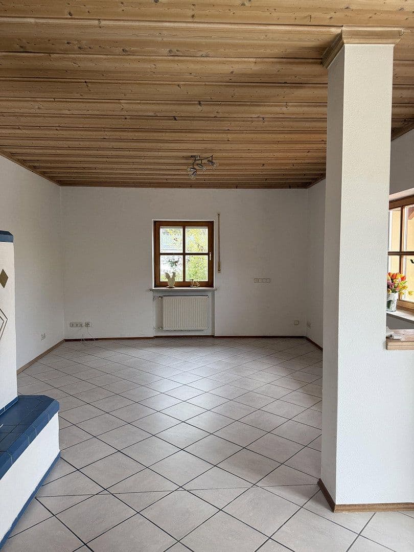 Predaj domu 180 m², pozemek 541 m², Essenbach, Bavorsko Predaj domu 180 m², pozemek 541 m², Essenbach, Bavorsko
