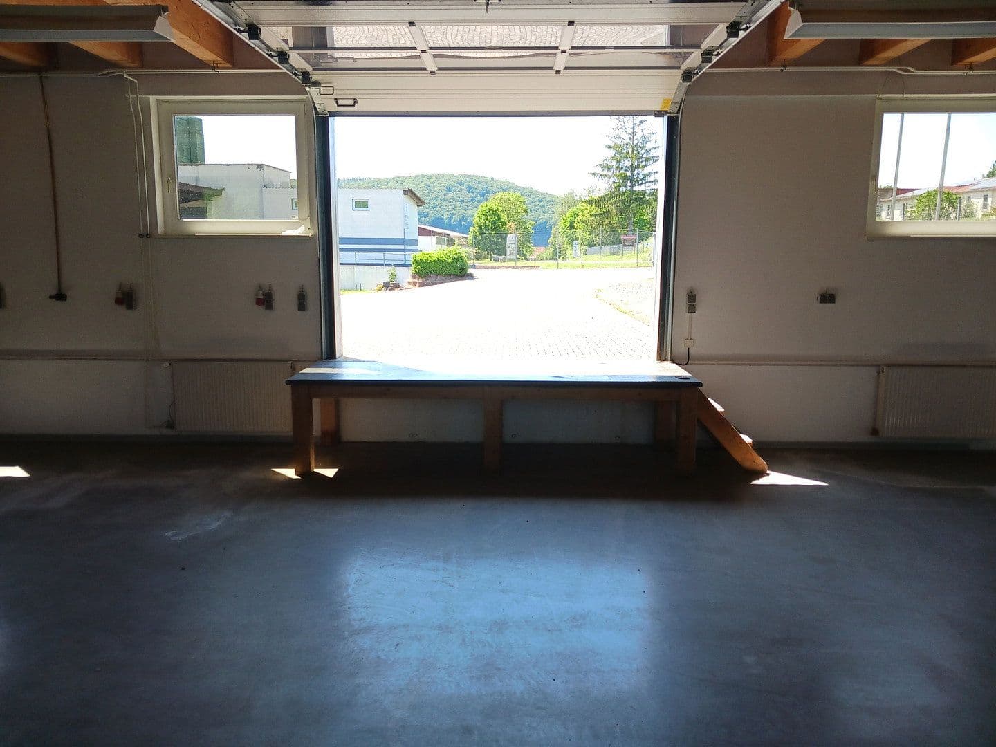 Prenájom nebytového priestoru 96 m², Kreisstr.1, Wahlhausen, Durínsko Prenájom nebytového priestoru 96 m², Kreisstr.1, Wahlhausen, Durínsko