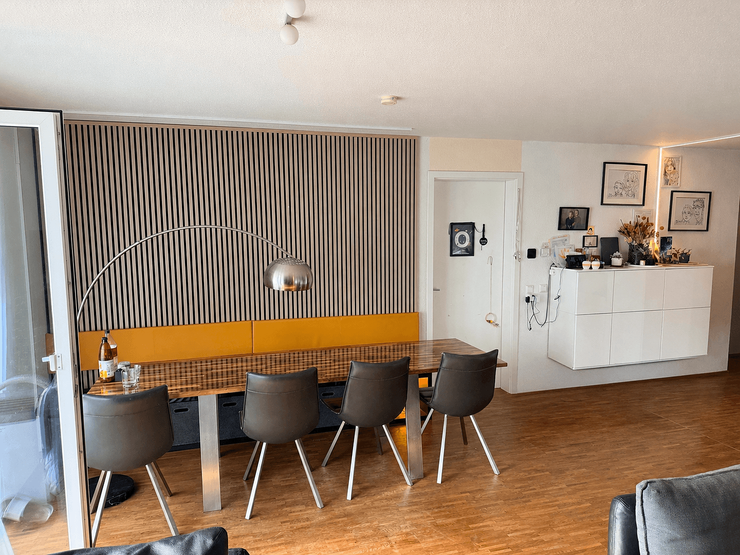 Predaj bytu 4-izbový 100 m², Karlsruher str. 48, Leinfelden-Echterdingen, Bádensko-Wurttembersko Predaj bytu 4-izbový 100 m², Karlsruher str. 48, Leinfelden-Echterdingen, Bádensko-Wurttembersko