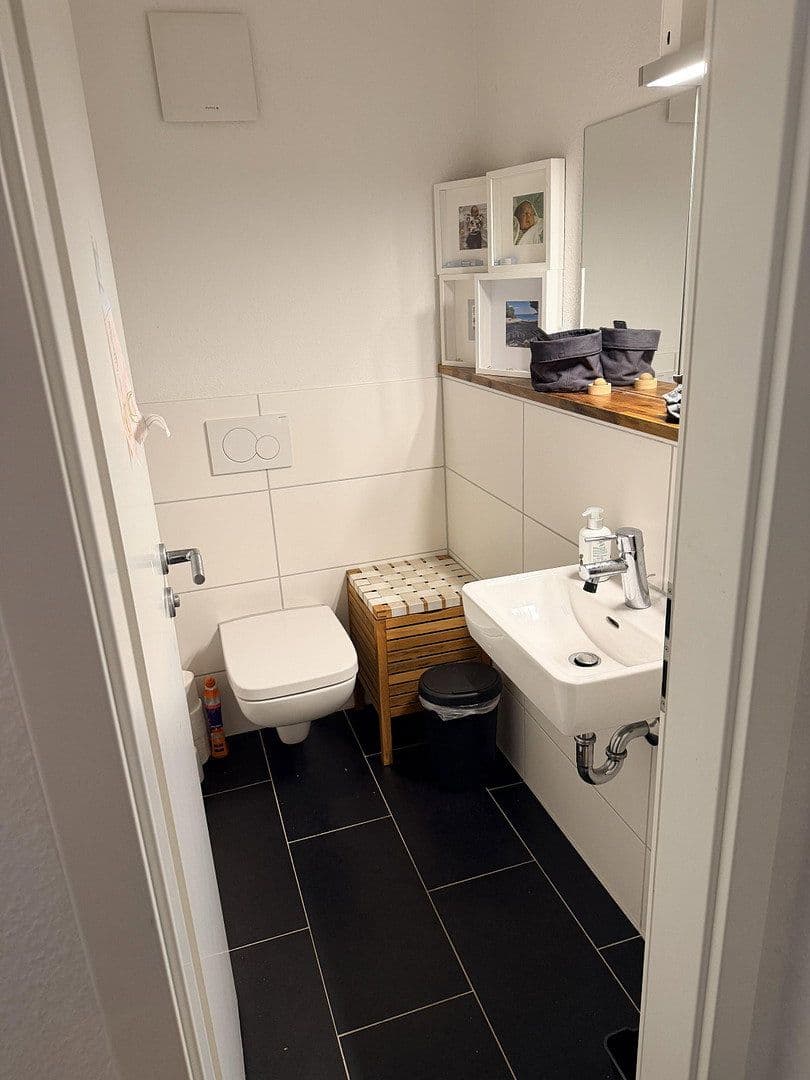 Predaj bytu 4-izbový 100 m², Karlsruher str. 48, Leinfelden-Echterdingen, Bádensko-Wurttembersko Predaj bytu 4-izbový 100 m², Karlsruher str. 48, Leinfelden-Echterdingen, Bádensko-Wurttembersko