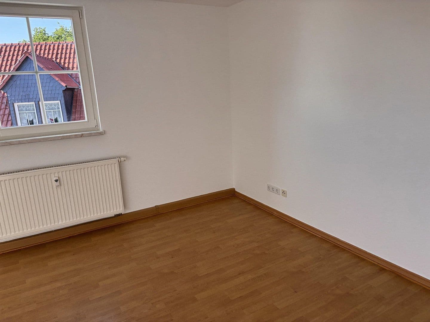 Prenájom bytu 3-izbový 70 m², Dora-Helene-Str. 1, Neukieritzsch, Sasko Prenájom bytu 3-izbový 70 m², Dora-Helene-Str. 1, Neukieritzsch, Sasko