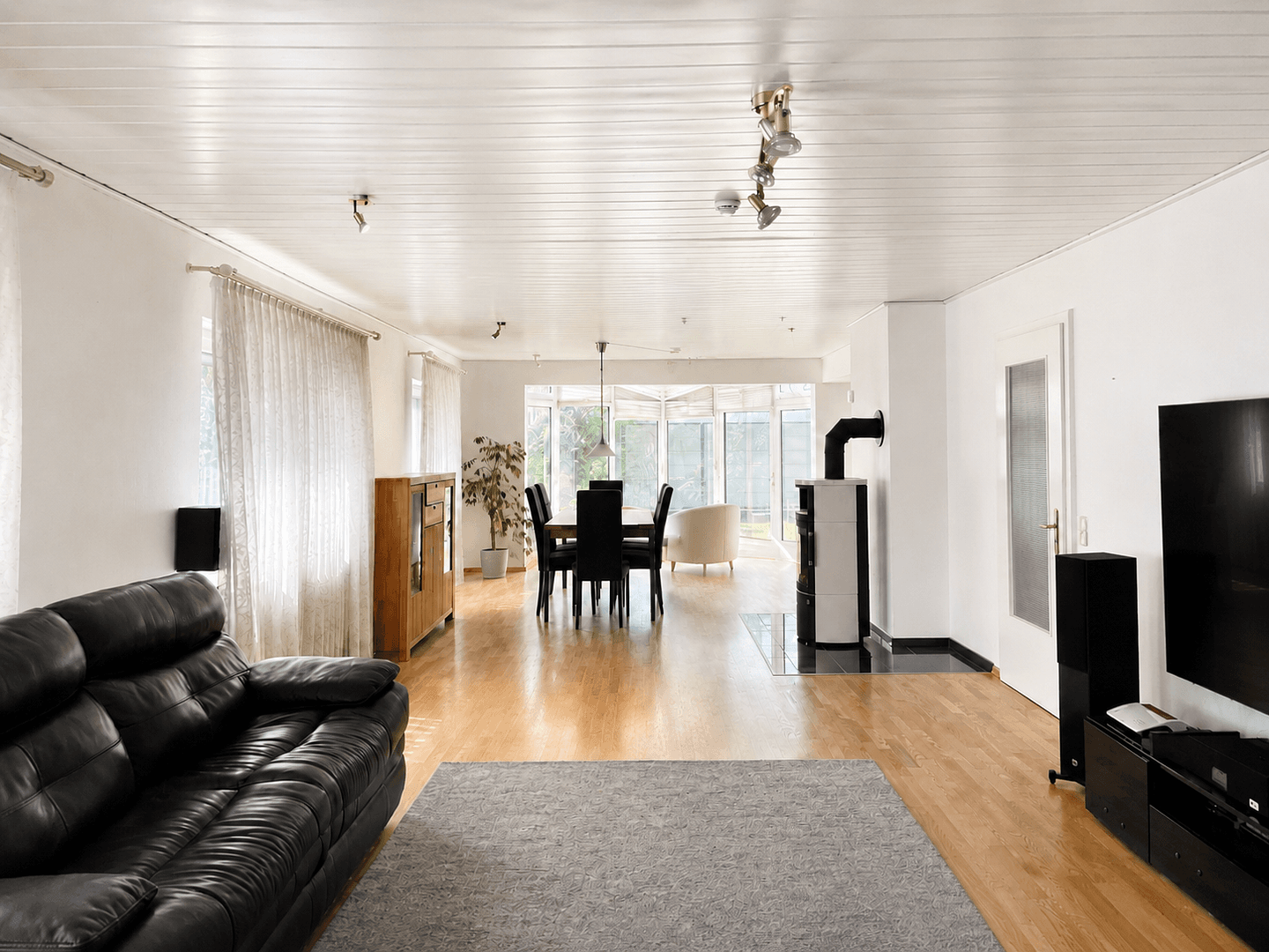Predaj domu 230 m², pozemek 360 m², Fürth, Bavorsko Predaj domu 230 m², pozemek 360 m², Fürth, Bavorsko