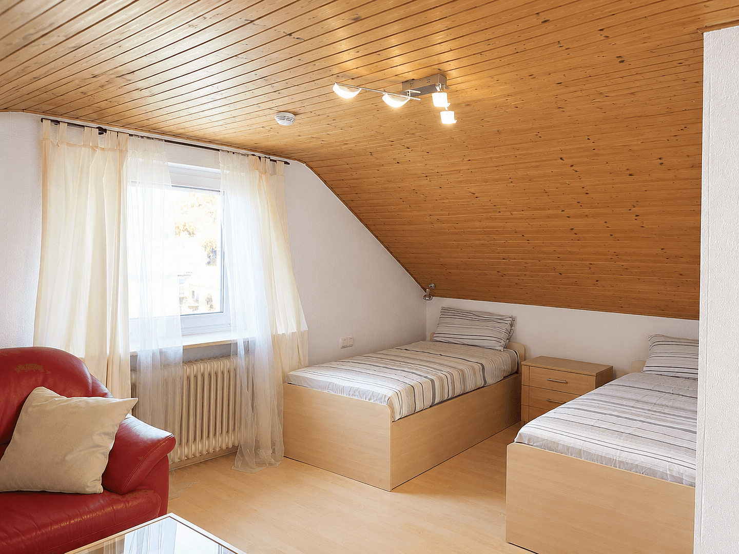Predaj domu 230 m², pozemek 360 m², Fürth, Bavorsko Predaj domu 230 m², pozemek 360 m², Fürth, Bavorsko