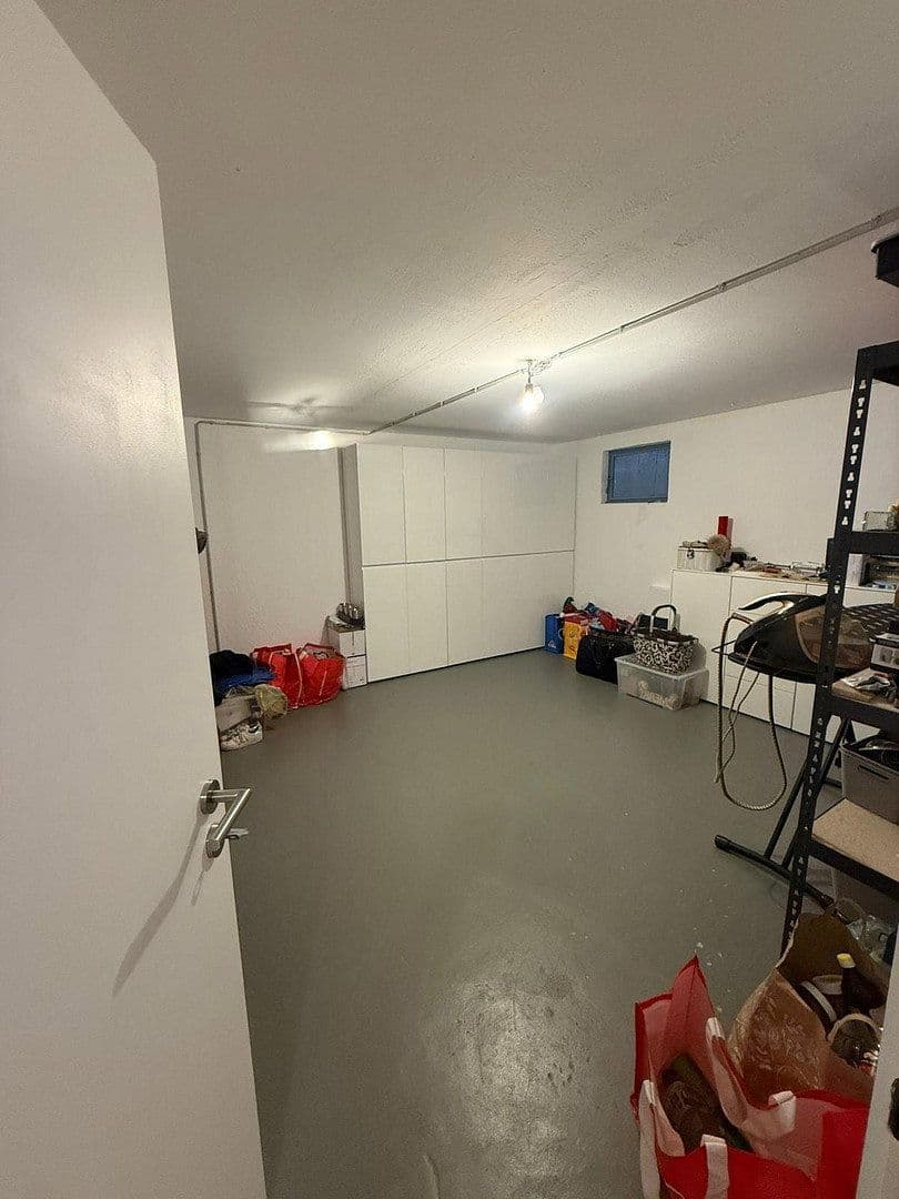 Predaj domu 170 m², pozemek 240 m², Schwalbach am Taunus, Hesensko Predaj domu 170 m², pozemek 240 m², Schwalbach am Taunus, Hesensko