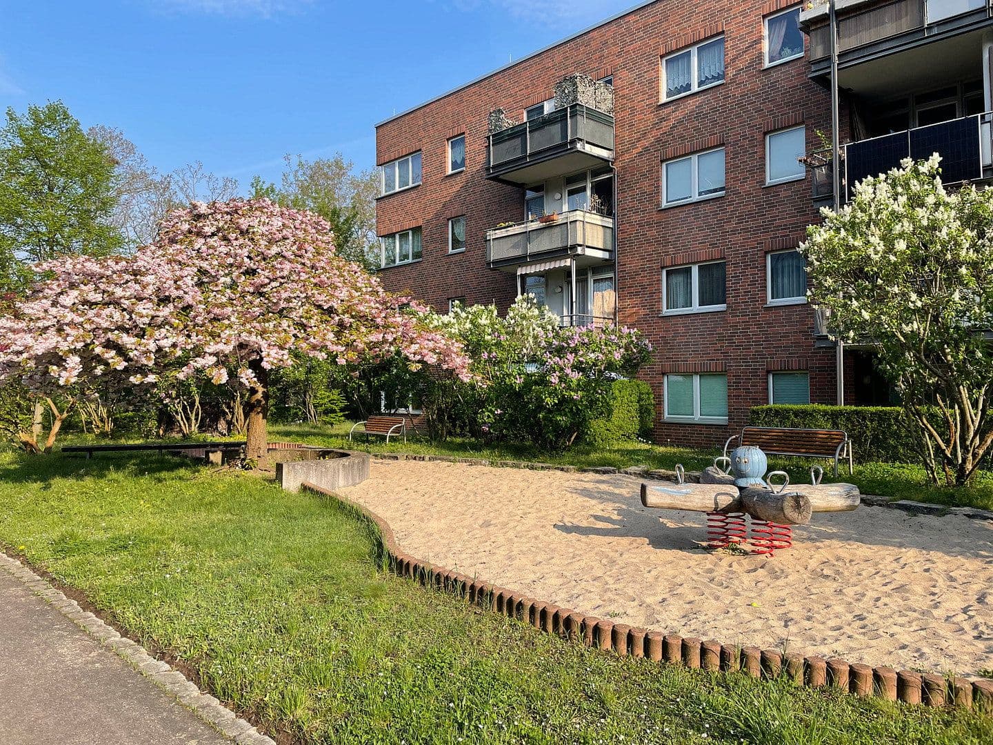 Predaj bytu 2-izbový 61 m², Am Krusenick, Berlin, Berlín Predaj bytu 2-izbový 61 m², Am Krusenick, Berlin, Berlín