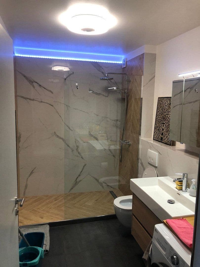 Predaj bytu 2-izbový 61 m², Am Krusenick, Berlin, Berlín Predaj bytu 2-izbový 61 m², Am Krusenick, Berlin, Berlín