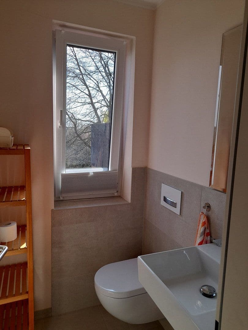 Prenájom bytu 3-izbový 110 m², Osnabrück, Dolné Sasko Prenájom bytu 3-izbový 110 m², Osnabrück, Dolné Sasko
