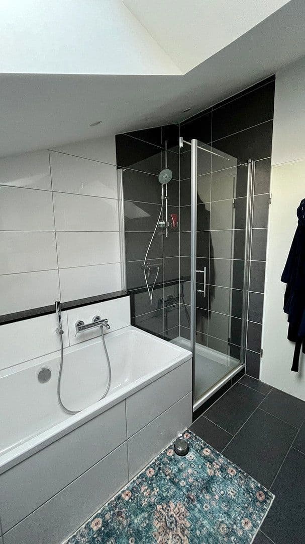 Predaj domu 148 m², pozemek 363 m², Ottostraße 24, Krefeld, Severné Porýnie - Westfálsko Predaj domu 148 m², pozemek 363 m², Ottostraße 24, Krefeld, Severné Porýnie - Westfálsko