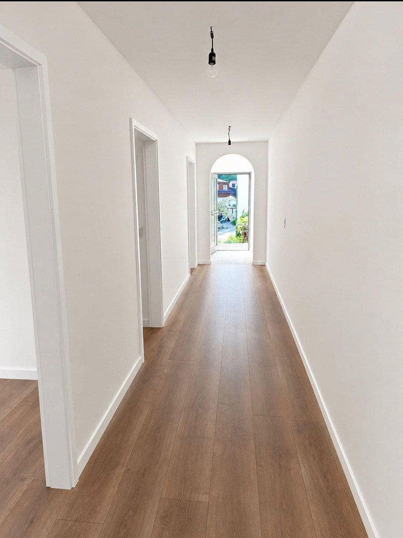 Prenájom bytu 3-izbový 104 m², Schönau, Bádensko-Wurttembersko Prenájom bytu 3-izbový 104 m², Schönau, Bádensko-Wurttembersko