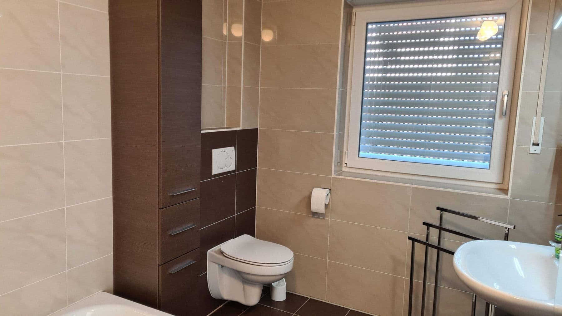 Prenájom bytu 2-izbový 65 m², Ingolstadt, Bavorsko Prenájom bytu 2-izbový 65 m², Ingolstadt, Bavorsko