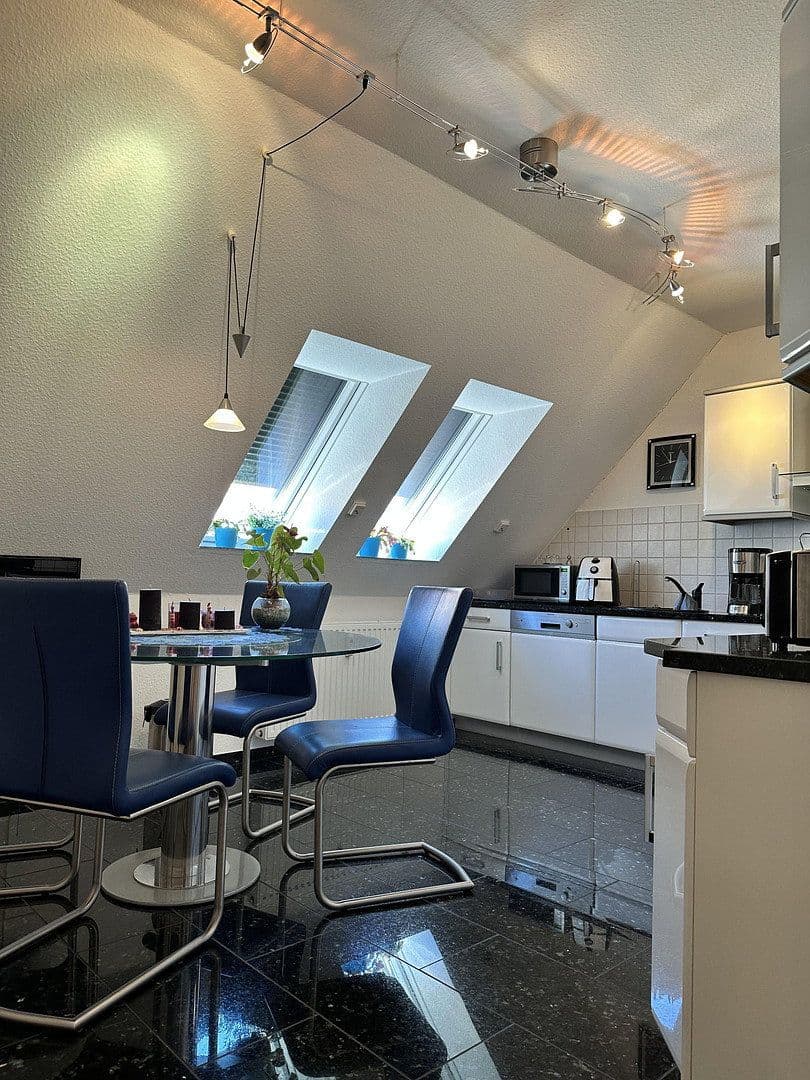 Prenájom bytu 5-izbový 160 m², Sickingenstraße 5, Magdeburg, Sasko-Anhaltsko Prenájom bytu 5-izbový 160 m², Sickingenstraße 5, Magdeburg, Sasko-Anhaltsko