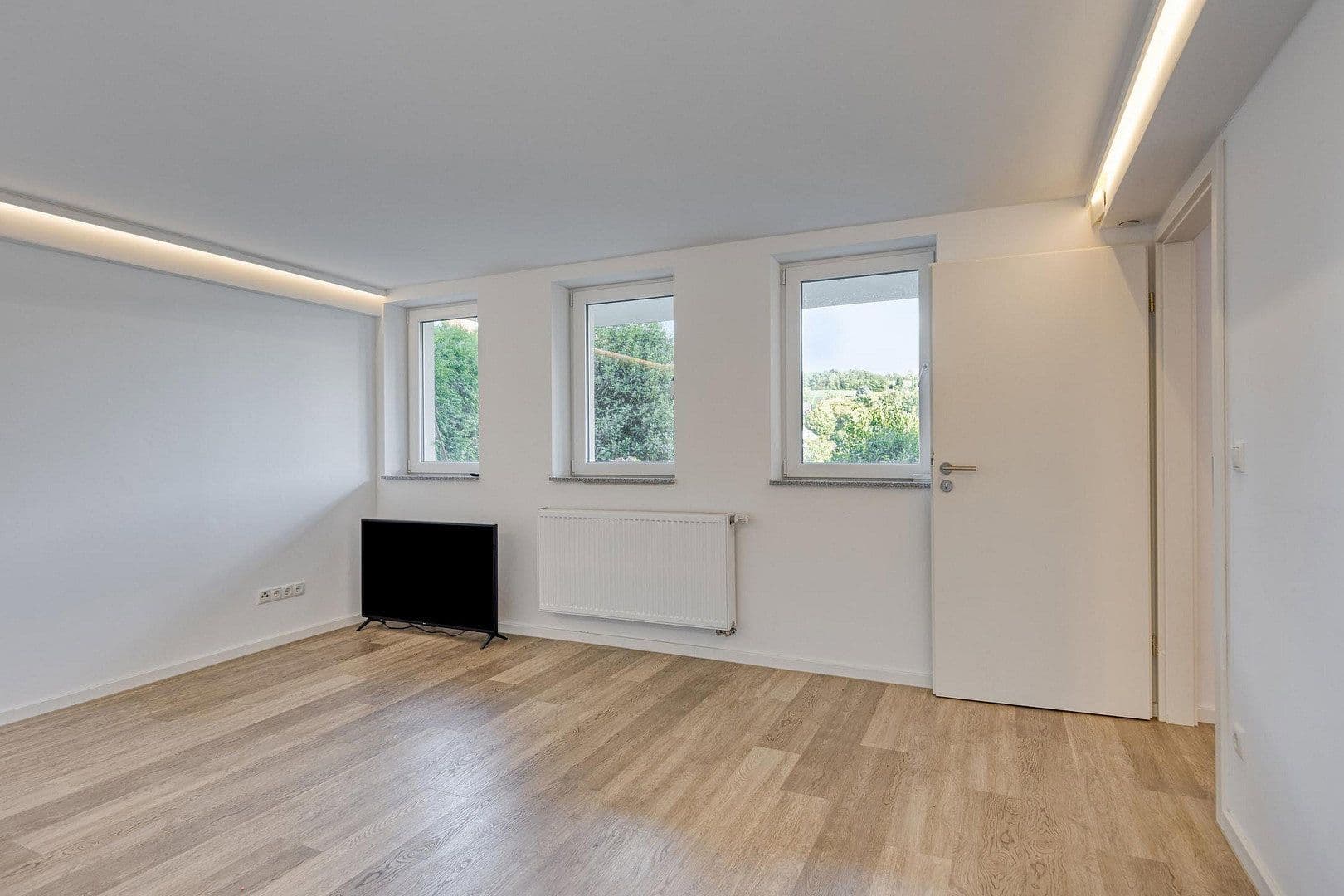 Predaj domu 206 m², pozemek 736 m², Wachtberg, Severné Porýnie - Westfálsko Predaj domu 206 m², pozemek 736 m², Wachtberg, Severné Porýnie - Westfálsko