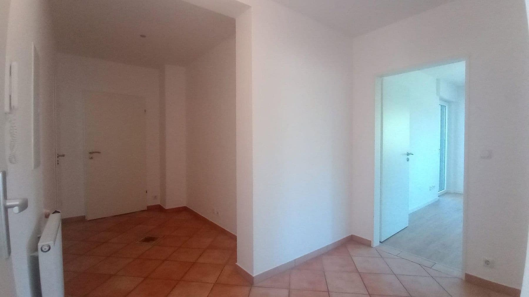 Prenájom bytu 4-izbový 100 m², Rodenbach, Hesensko Prenájom bytu 4-izbový 100 m², Rodenbach, Hesensko