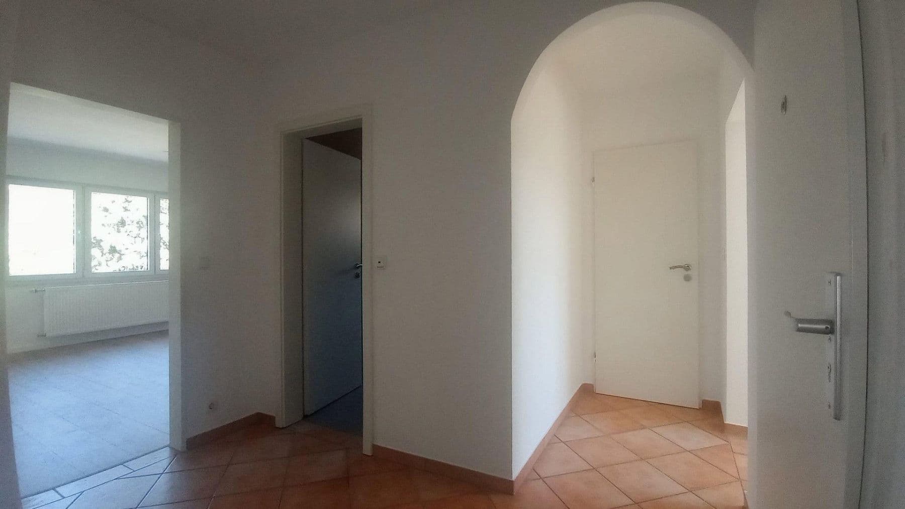Prenájom bytu 4-izbový 100 m², Rodenbach, Hesensko Prenájom bytu 4-izbový 100 m², Rodenbach, Hesensko
