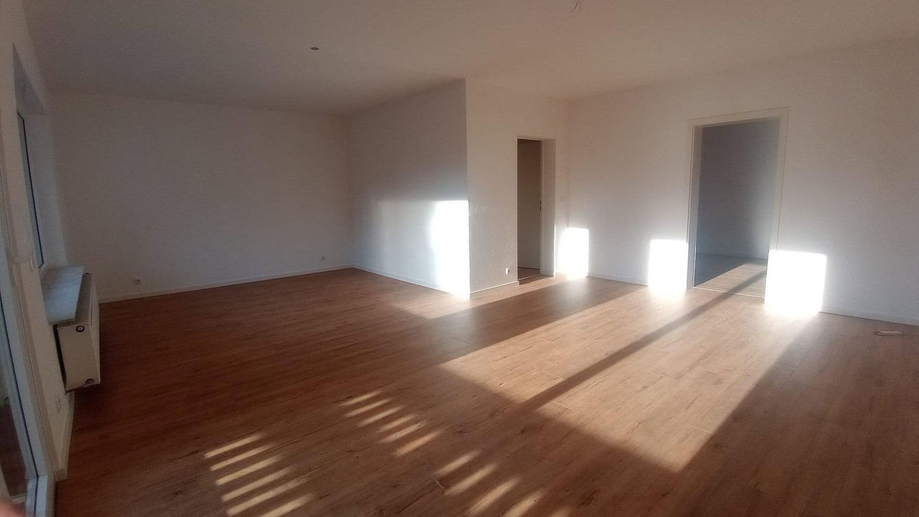 Prenájom bytu 4-izbový 100 m², Rodenbach, Hesensko Prenájom bytu 4-izbový 100 m², Rodenbach, Hesensko