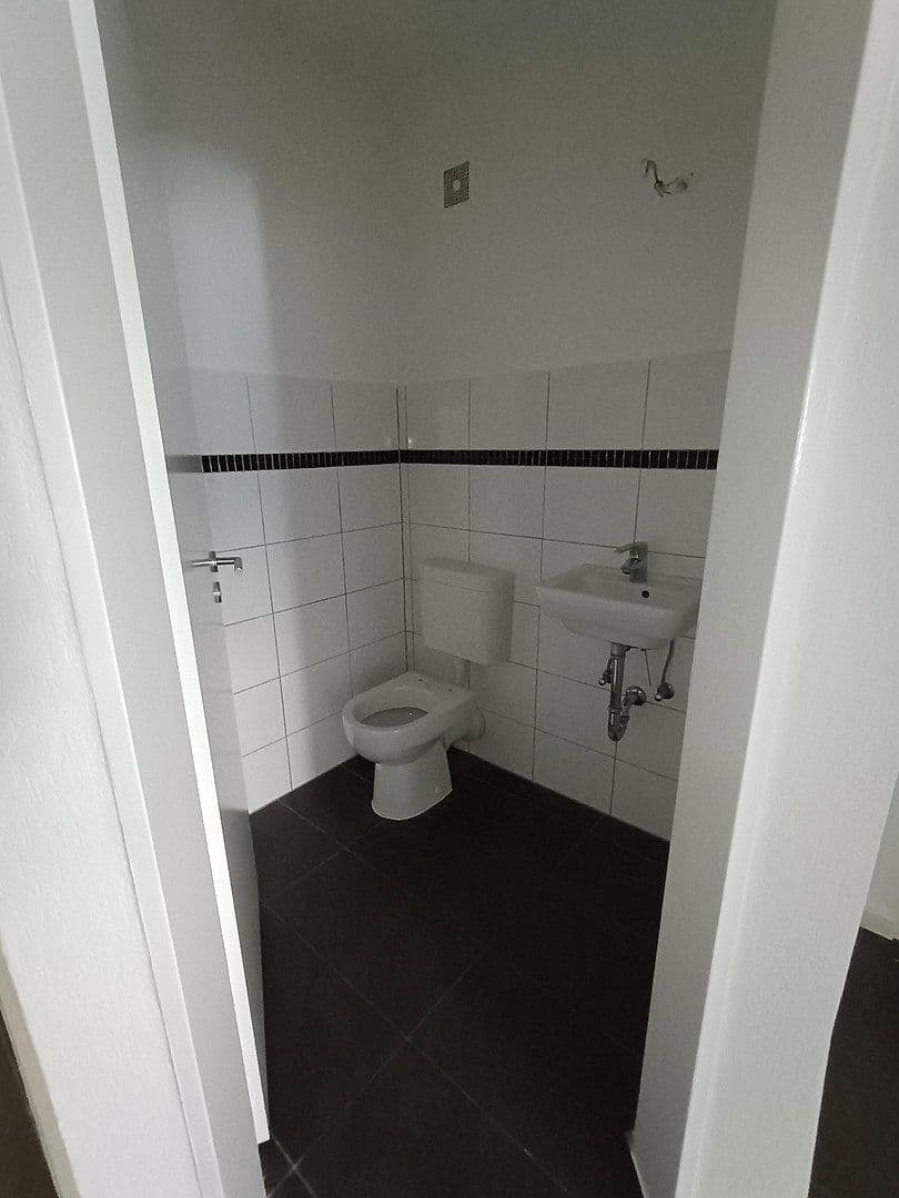 Prenájom bytu 3-izbový 87 m², Körnerstraße 30, Witten, Severné Porýnie - Westfálsko Prenájom bytu 3-izbový 87 m², Körnerstraße 30, Witten, Severné Porýnie - Westfálsko
