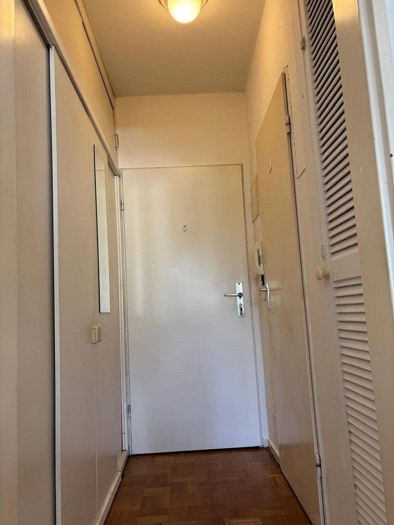 Prenájom bytu 1-izbový 26 m², Lindenstraße 30, Bremen, Brémy Prenájom bytu 1-izbový 26 m², Lindenstraße 30, Bremen, Brémy