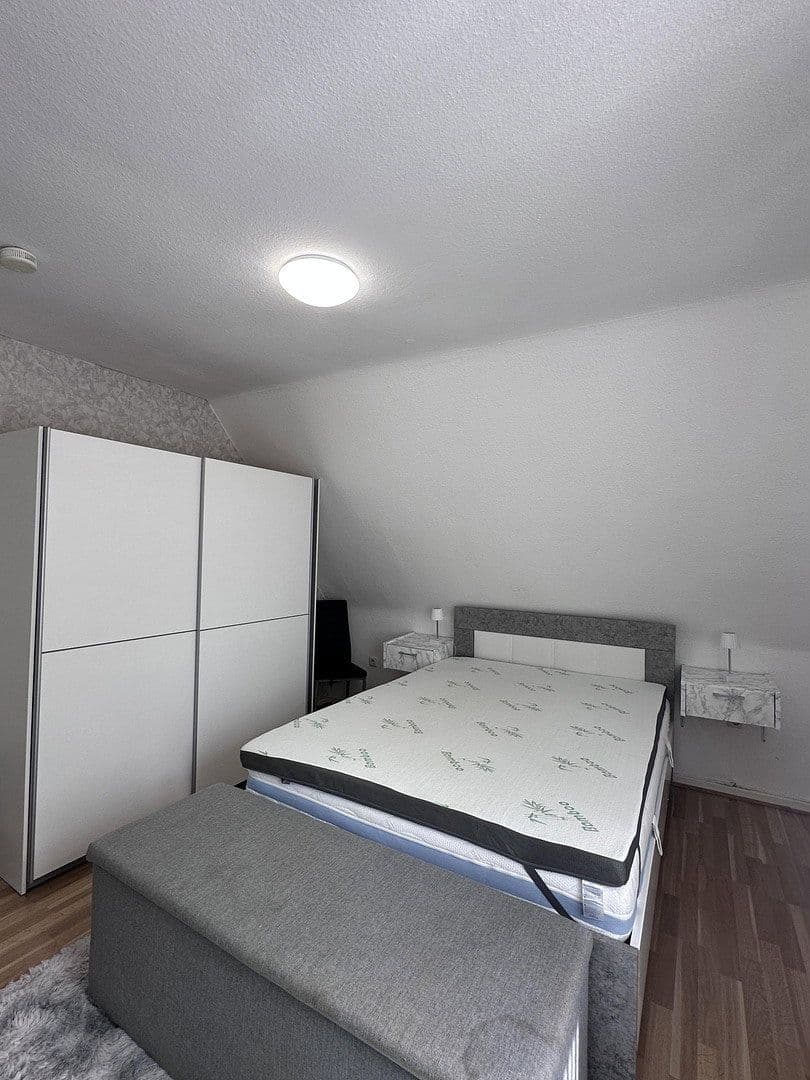 Prenájom bytu 2-izbový 56 m², Scherershof 4, Oberhausen, Severné Porýnie - Westfálsko Prenájom bytu 2-izbový 56 m², Scherershof 4, Oberhausen, Severné Porýnie - Westfálsko