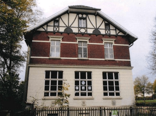 Predaj domu 134 m², pozemek 2.680 m², Hegemanns Heide 3, Dortmund, Severné Porýnie - Westfálsko Predaj domu 134 m², pozemek 2.680 m², Hegemanns Heide 3, Dortmund, Severné Porýnie - Westfálsko