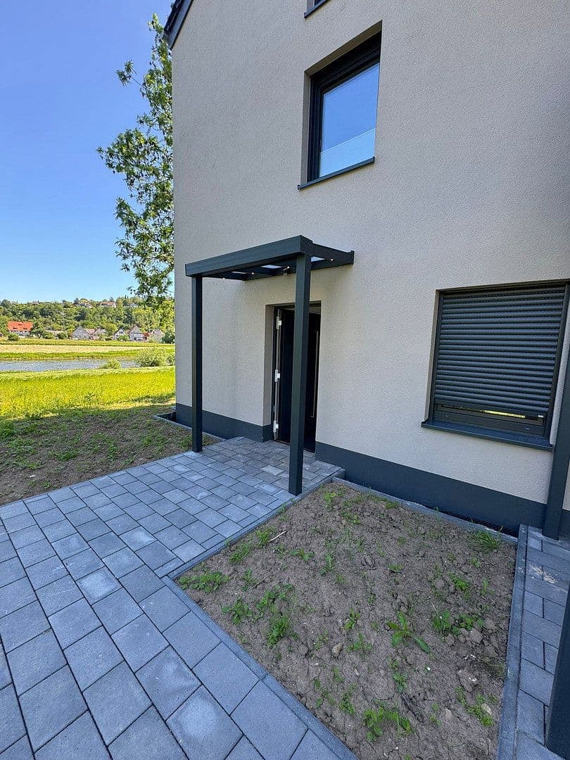 Prenájom bytu 1-izbový 45 m², Valentinistraße 20, Emmerthal, Dolné Sasko Prenájom bytu 1-izbový 45 m², Valentinistraße 20, Emmerthal, Dolné Sasko