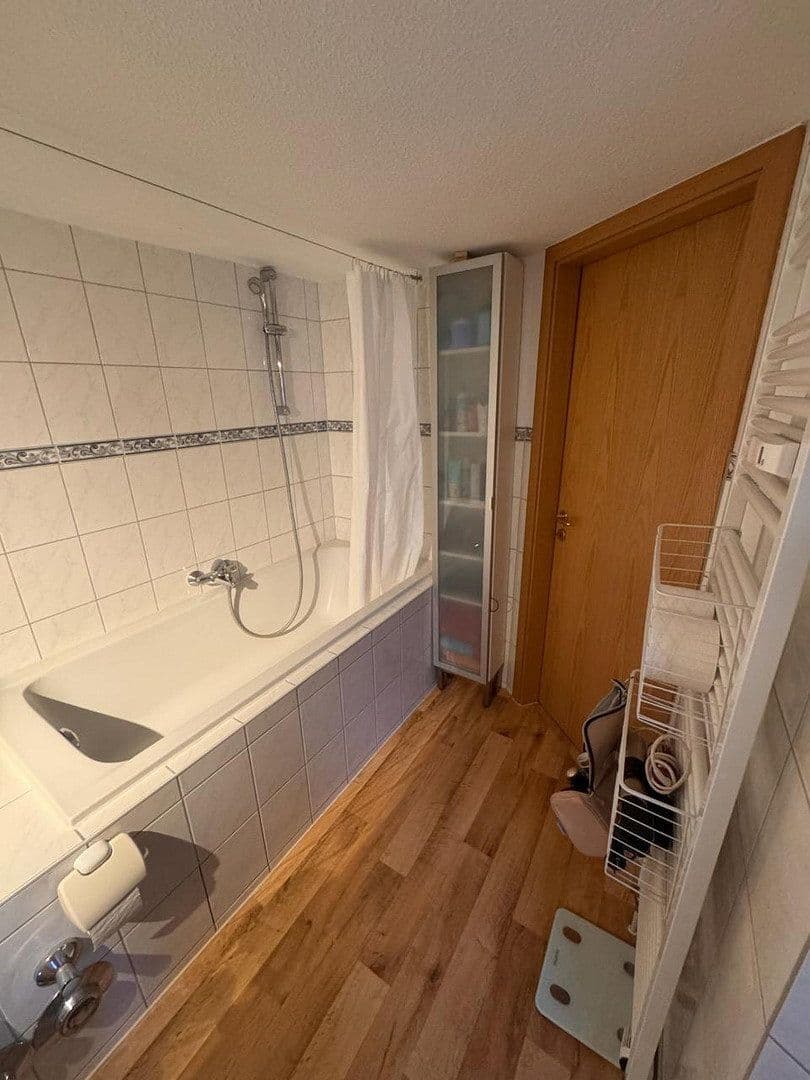 Prenájom bytu 2-izbový 60 m², Marburg, Hesensko Prenájom bytu 2-izbový 60 m², Marburg, Hesensko