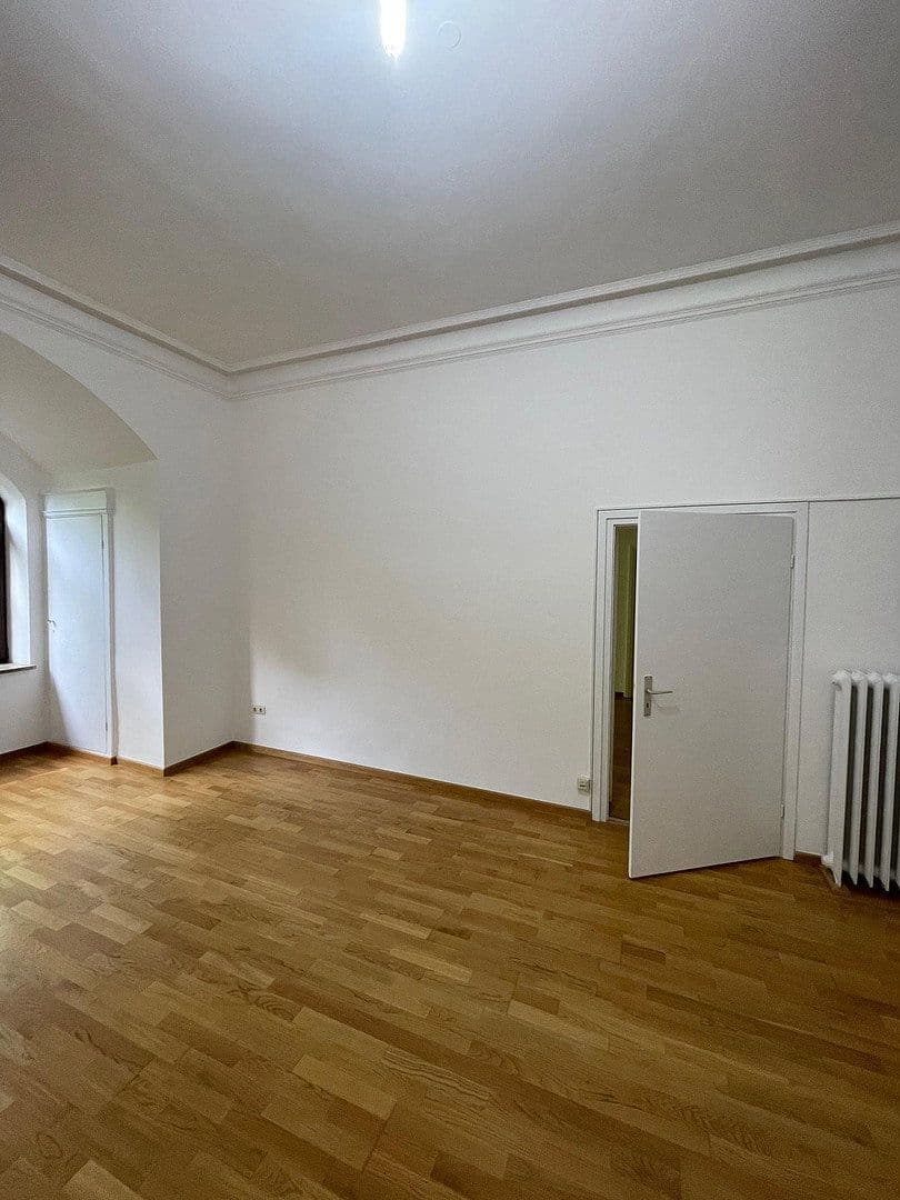 Prenájom kancelárie 131 m², Schwanthalerstr. 106, München, Bavorsko Prenájom kancelárie 131 m², Schwanthalerstr. 106, München, Bavorsko