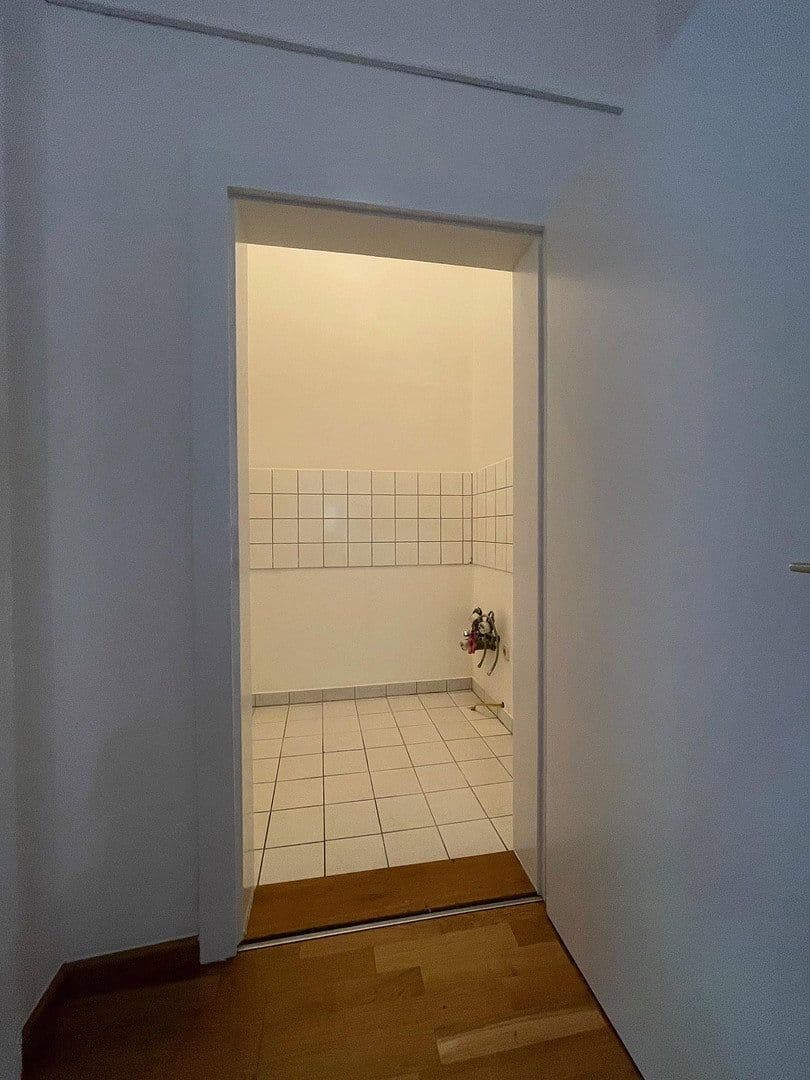 Prenájom kancelárie 131 m², Schwanthalerstr. 106, München, Bavorsko Prenájom kancelárie 131 m², Schwanthalerstr. 106, München, Bavorsko