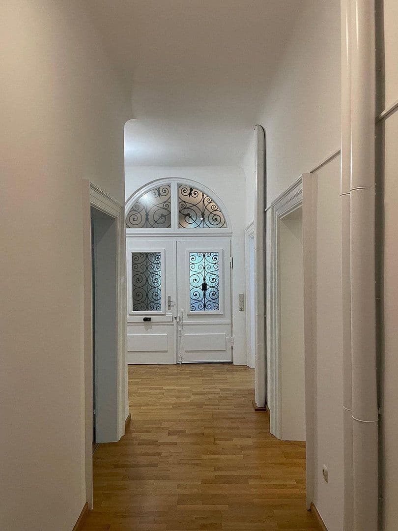 Prenájom kancelárie 131 m², Schwanthalerstr. 106, München, Bavorsko Prenájom kancelárie 131 m², Schwanthalerstr. 106, München, Bavorsko