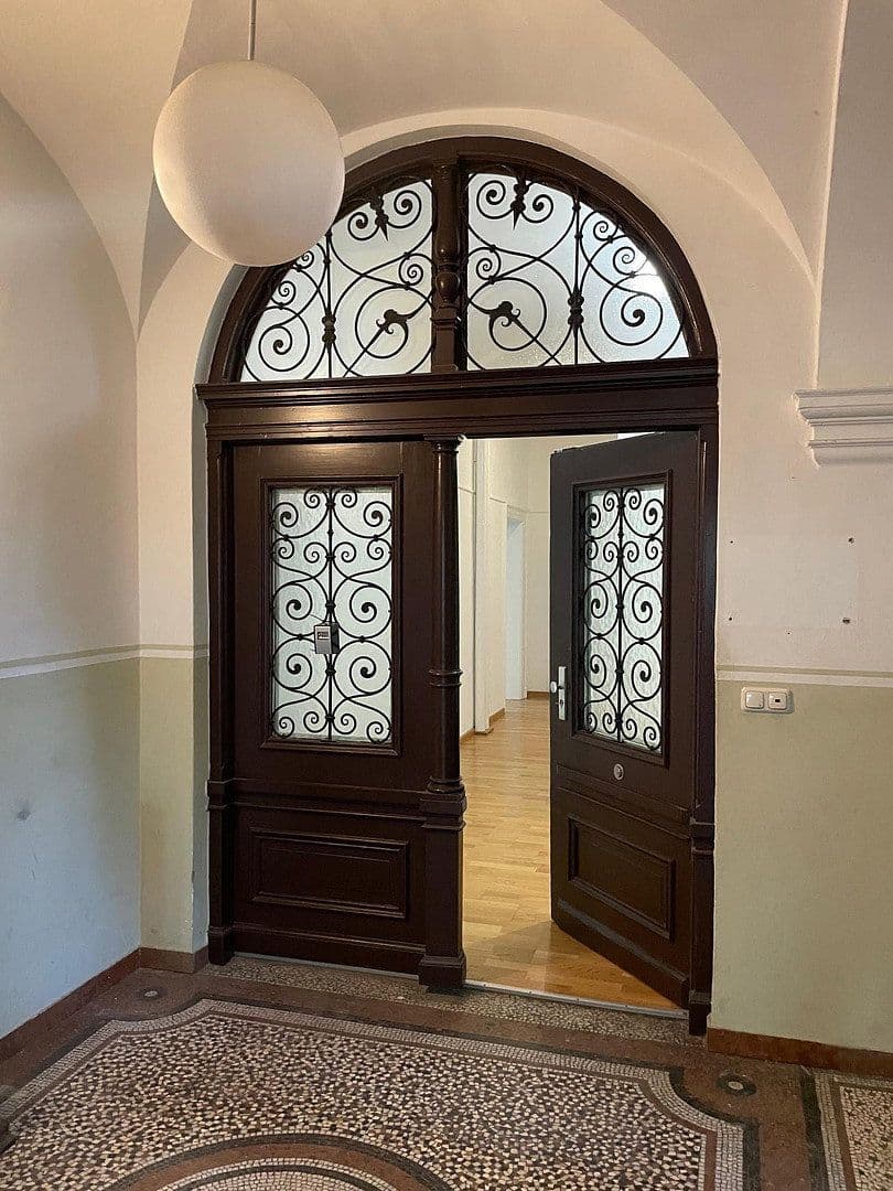 Prenájom kancelárie 131 m², Schwanthalerstr. 106, München, Bavorsko Prenájom kancelárie 131 m², Schwanthalerstr. 106, München, Bavorsko