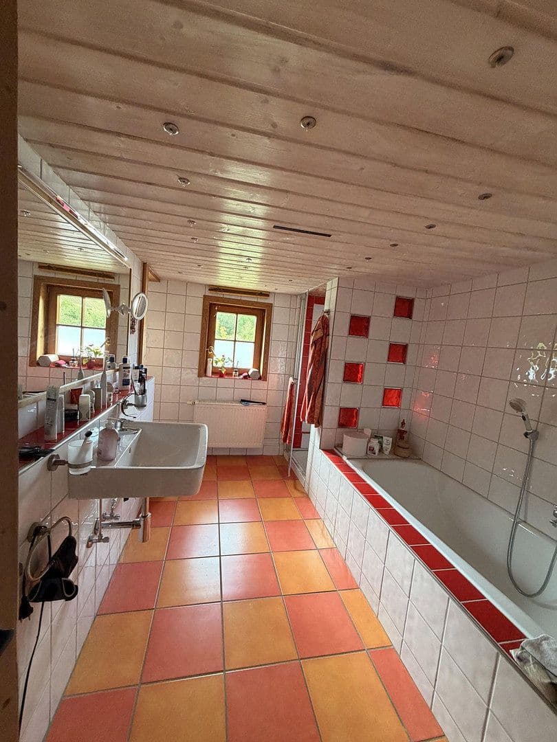 Predaj domu 180 m², pozemek 2.186 m², Untere Brettachtalstr. 8, Bretzfeld, Bádensko-Wurttembersko Predaj domu 180 m², pozemek 2.186 m², Untere Brettachtalstr. 8, Bretzfeld, Bádensko-Wurttembersko