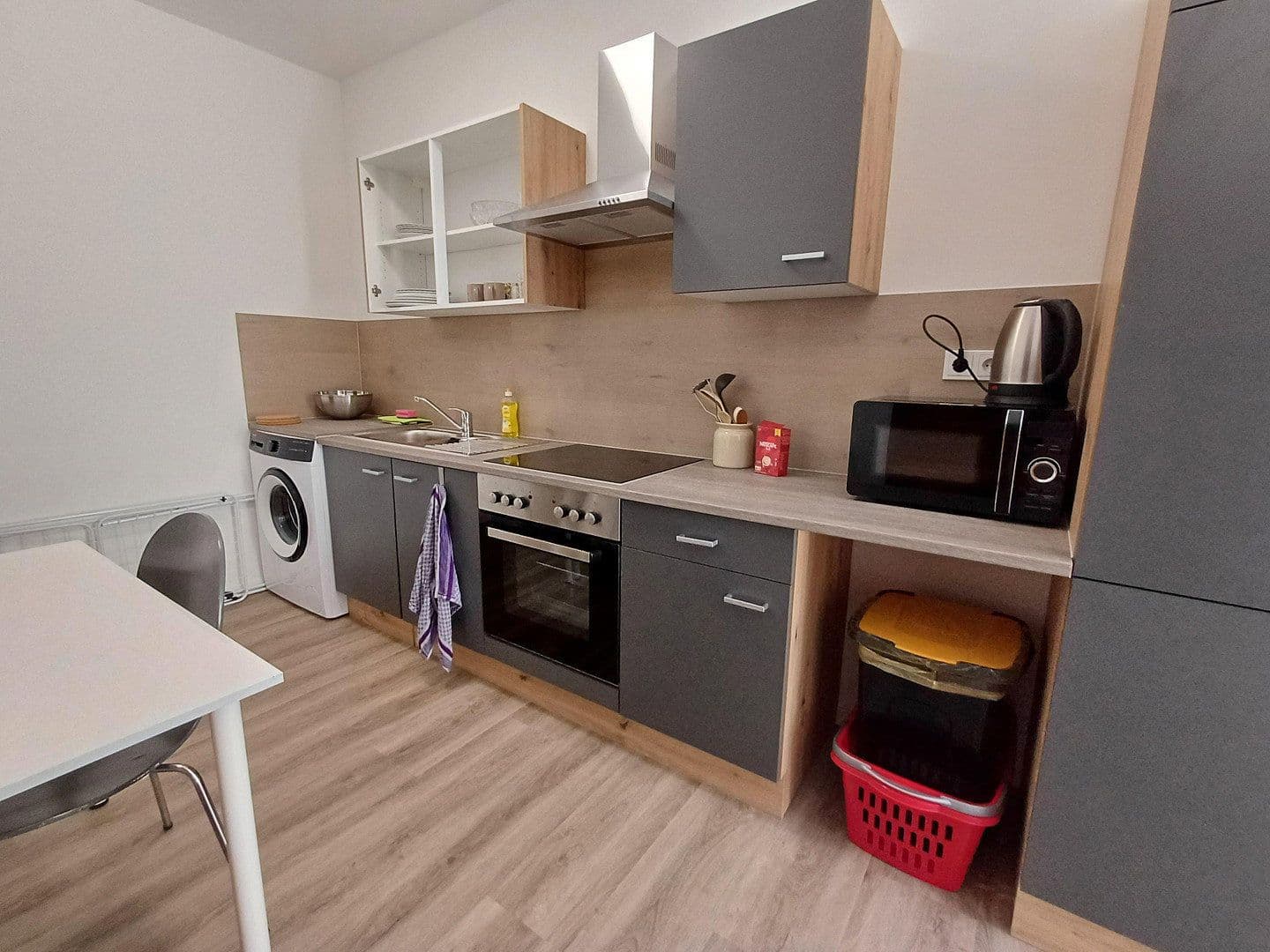 Predaj domu 134 m², pozemek 360 m², Beselich, Hesensko Predaj domu 134 m², pozemek 360 m², Beselich, Hesensko
