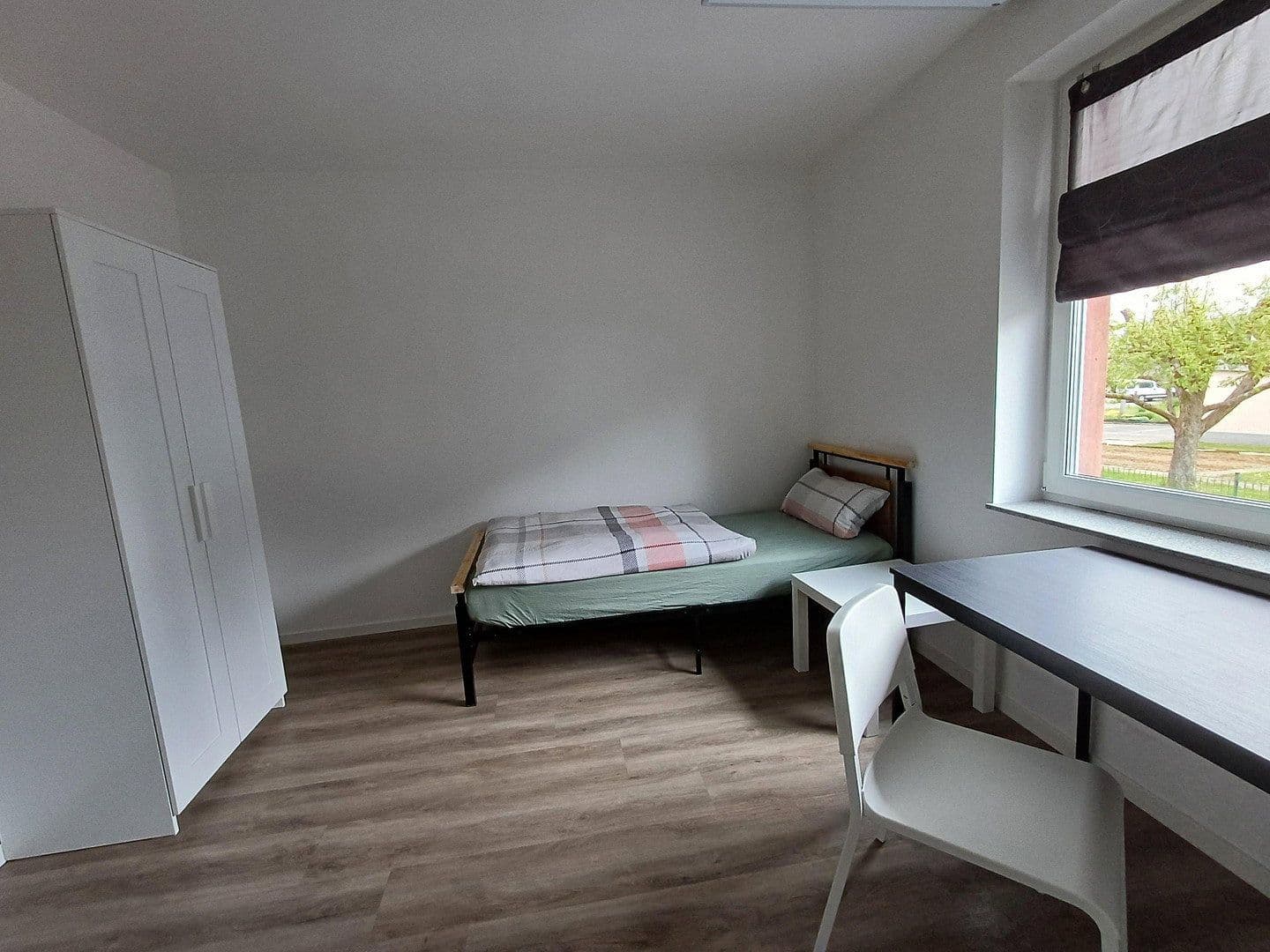 Predaj domu 134 m², pozemek 360 m², Beselich, Hesensko Predaj domu 134 m², pozemek 360 m², Beselich, Hesensko