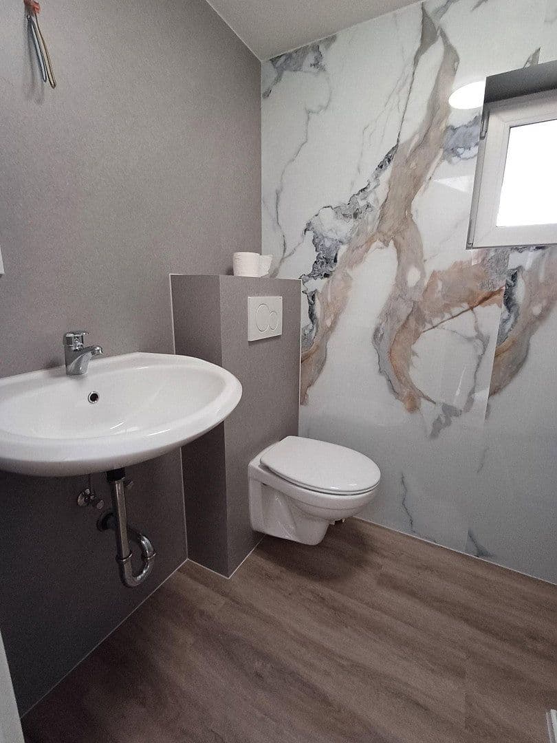 Predaj domu 134 m², pozemek 360 m², Beselich, Hesensko Predaj domu 134 m², pozemek 360 m², Beselich, Hesensko