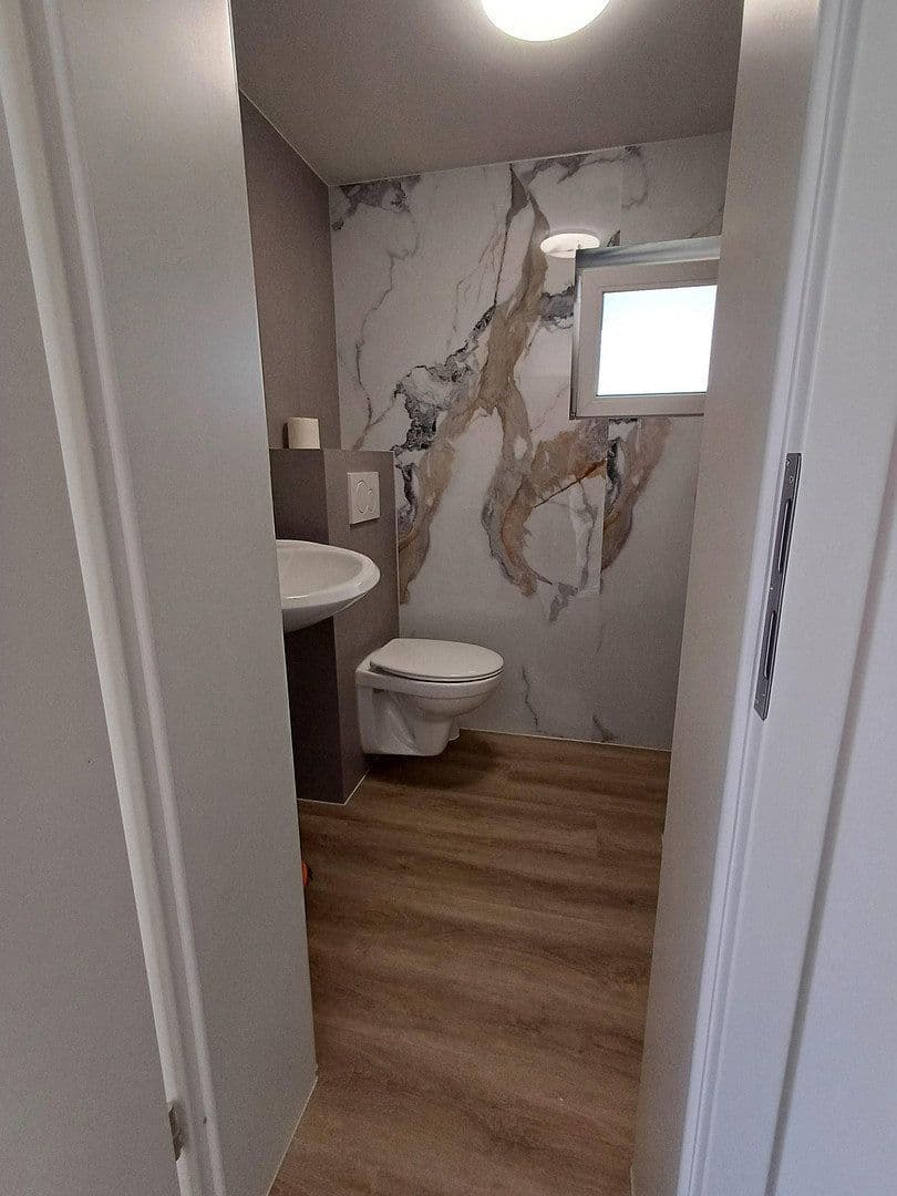 Predaj domu 134 m², pozemek 360 m², Beselich, Hesensko Predaj domu 134 m², pozemek 360 m², Beselich, Hesensko