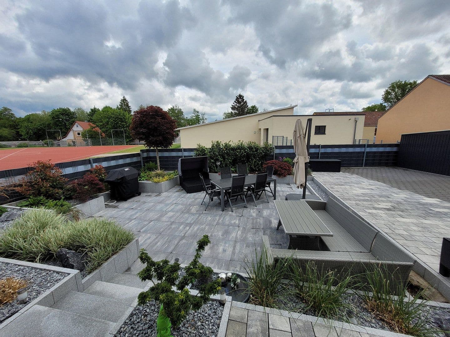 Predaj domu 213 m², pozemek 383 m², Allersberg, Bavorsko Predaj domu 213 m², pozemek 383 m², Allersberg, Bavorsko
