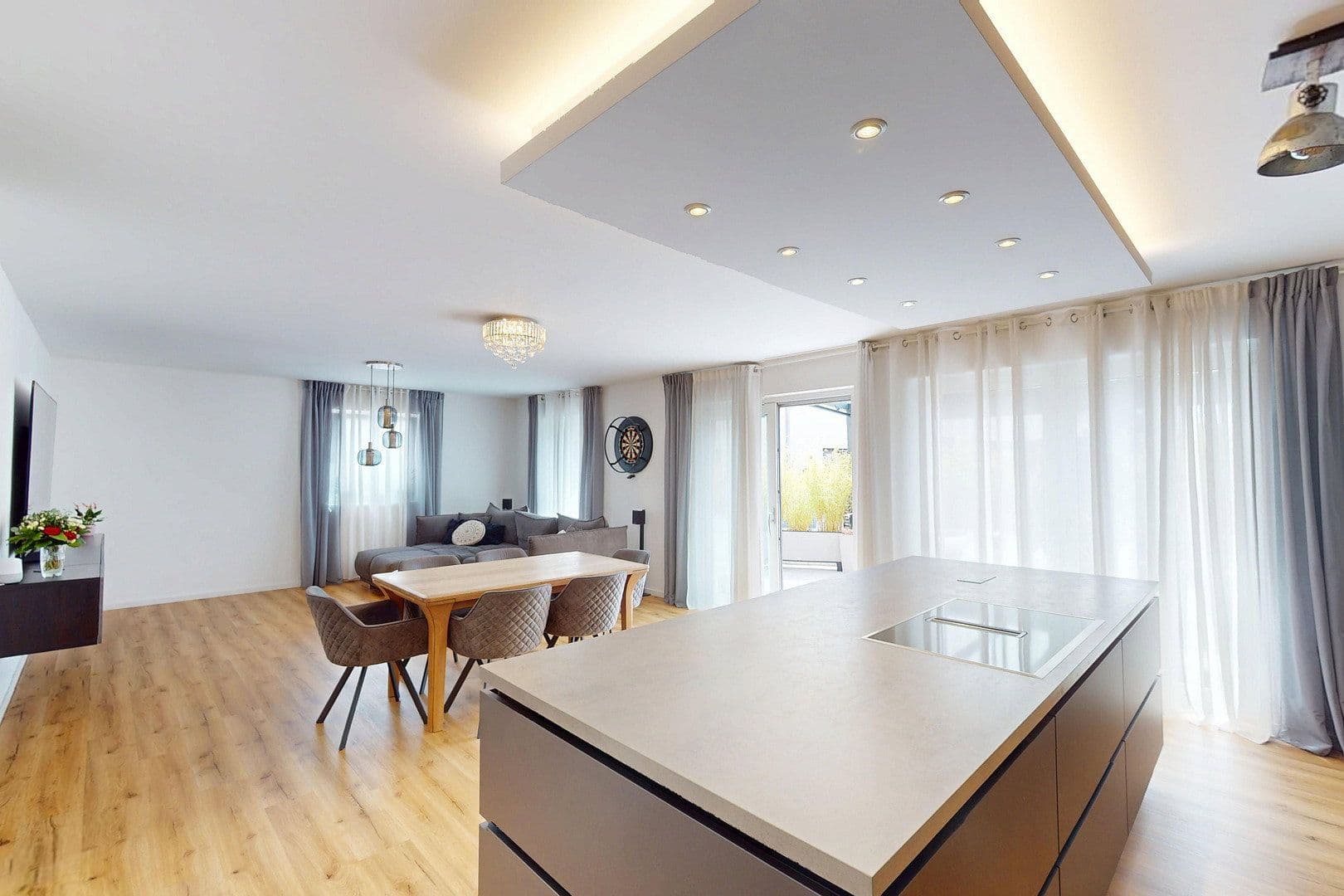 Predaj domu 213 m², pozemek 383 m², Allersberg, Bavorsko Predaj domu 213 m², pozemek 383 m², Allersberg, Bavorsko