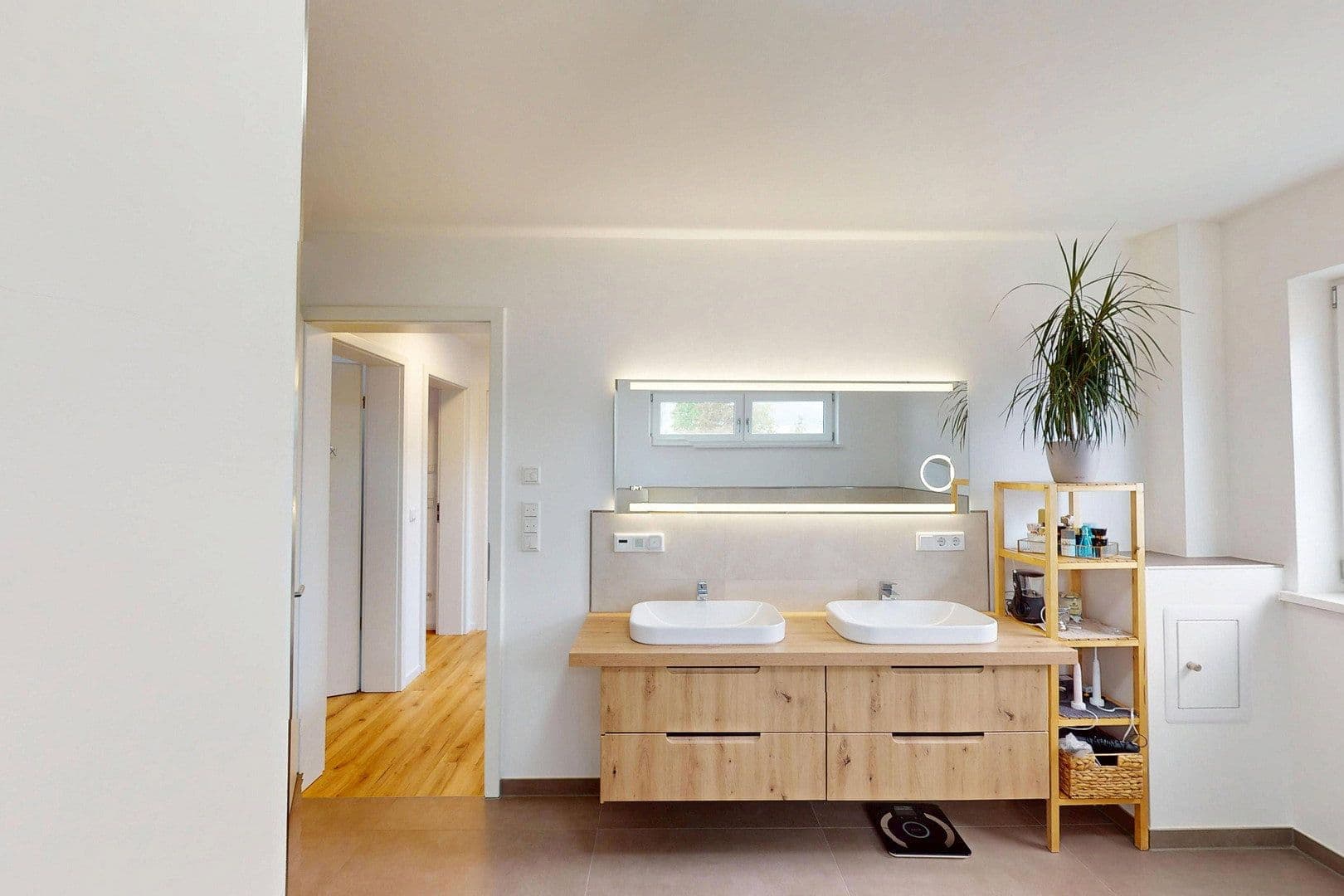 Predaj domu 213 m², pozemek 383 m², Allersberg, Bavorsko Predaj domu 213 m², pozemek 383 m², Allersberg, Bavorsko