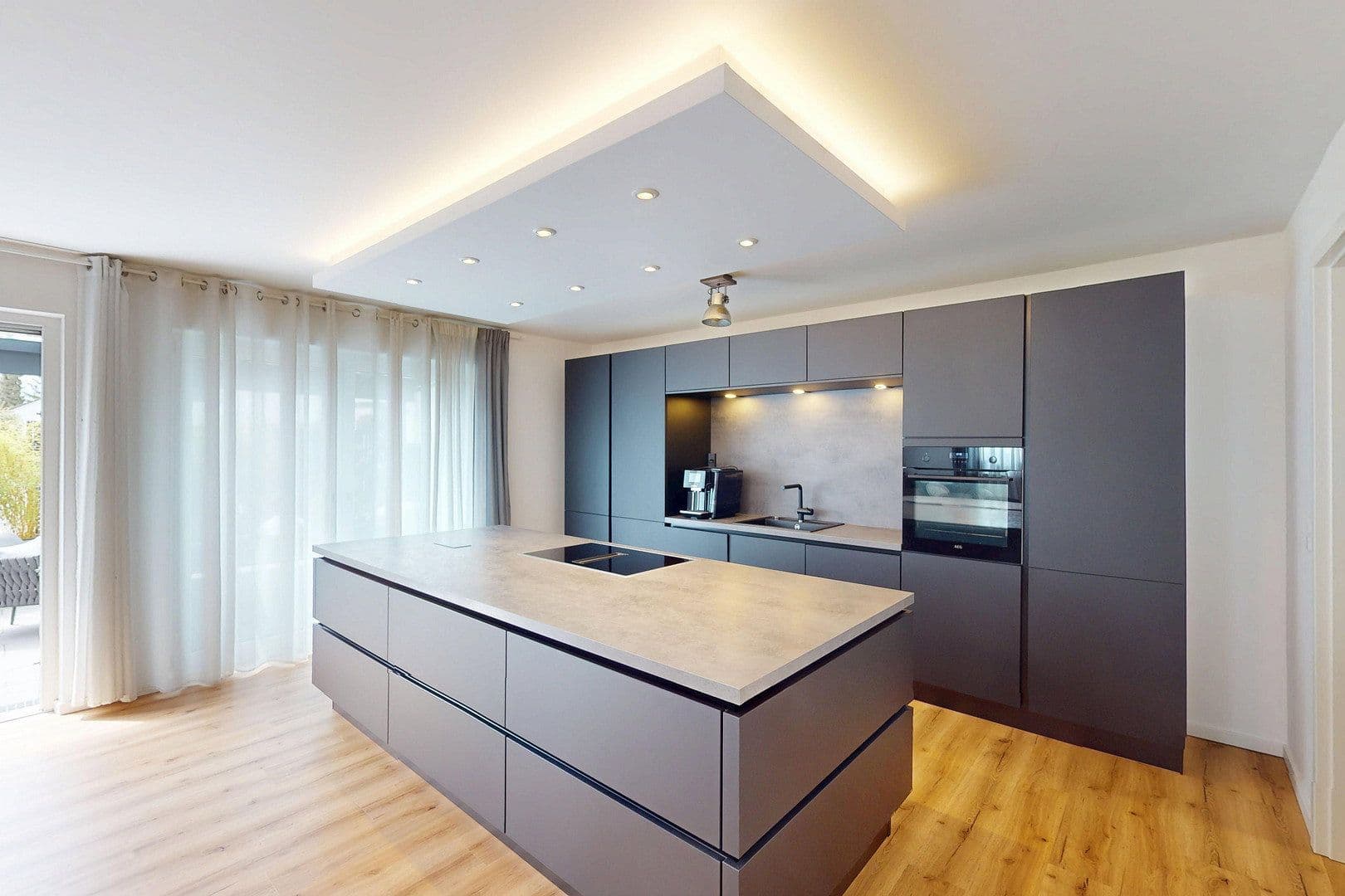 Predaj domu 213 m², pozemek 383 m², Allersberg, Bavorsko Predaj domu 213 m², pozemek 383 m², Allersberg, Bavorsko