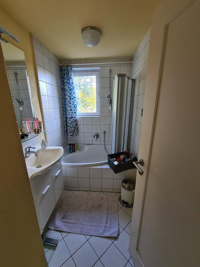 Predaj domu 198 m², pozemek 633 m², Uhlandstraße 66 und 68, Schorndorf, Bádensko-Wurttembersko Predaj domu 198 m², pozemek 633 m², Uhlandstraße 66 und 68, Schorndorf, Bádensko-Wurttembersko