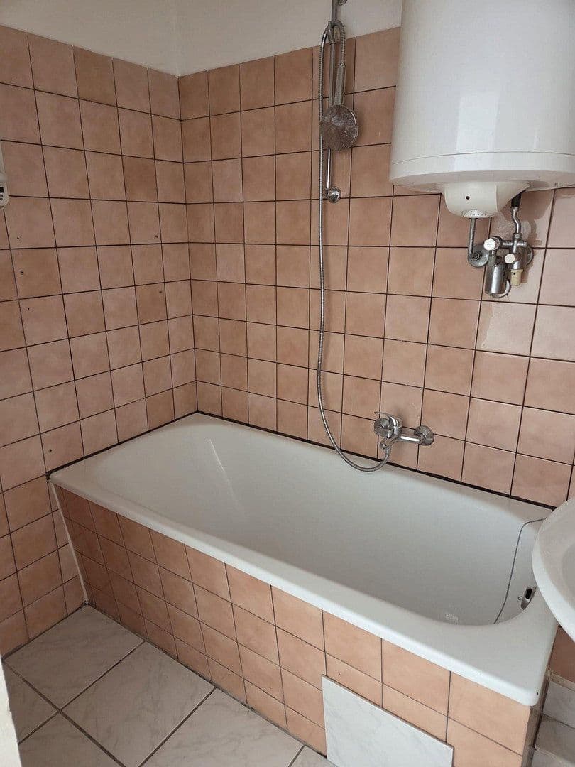 Prenájom bytu 2-izbový 36 m², Palmstr. 13, München, Bavorsko Prenájom bytu 2-izbový 36 m², Palmstr. 13, München, Bavorsko