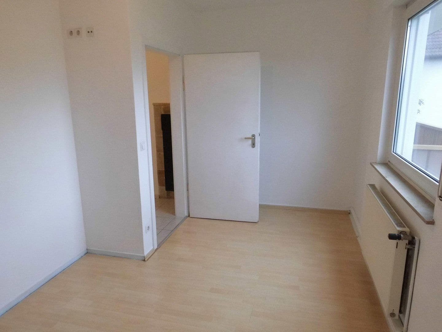 Predaj domu 327 m², pozemek 596 m², Stuttgart, Bádensko-Wurttembersko Predaj domu 327 m², pozemek 596 m², Stuttgart, Bádensko-Wurttembersko