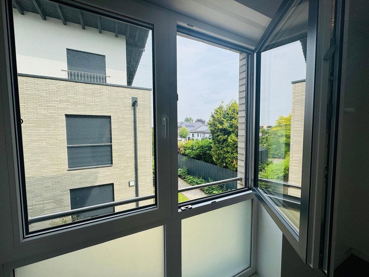 Prenájom bytu 3-izbový 92 m², Brühlstr. 27b, Wassenberg, Severné Porýnie - Westfálsko Prenájom bytu 3-izbový 92 m², Brühlstr. 27b, Wassenberg, Severné Porýnie - Westfálsko