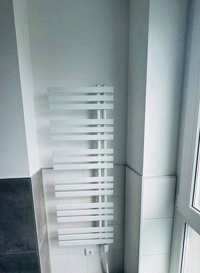 Prenájom bytu 3-izbový 92 m², Brühlstr. 27b, Wassenberg, Severné Porýnie - Westfálsko Prenájom bytu 3-izbový 92 m², Brühlstr. 27b, Wassenberg, Severné Porýnie - Westfálsko