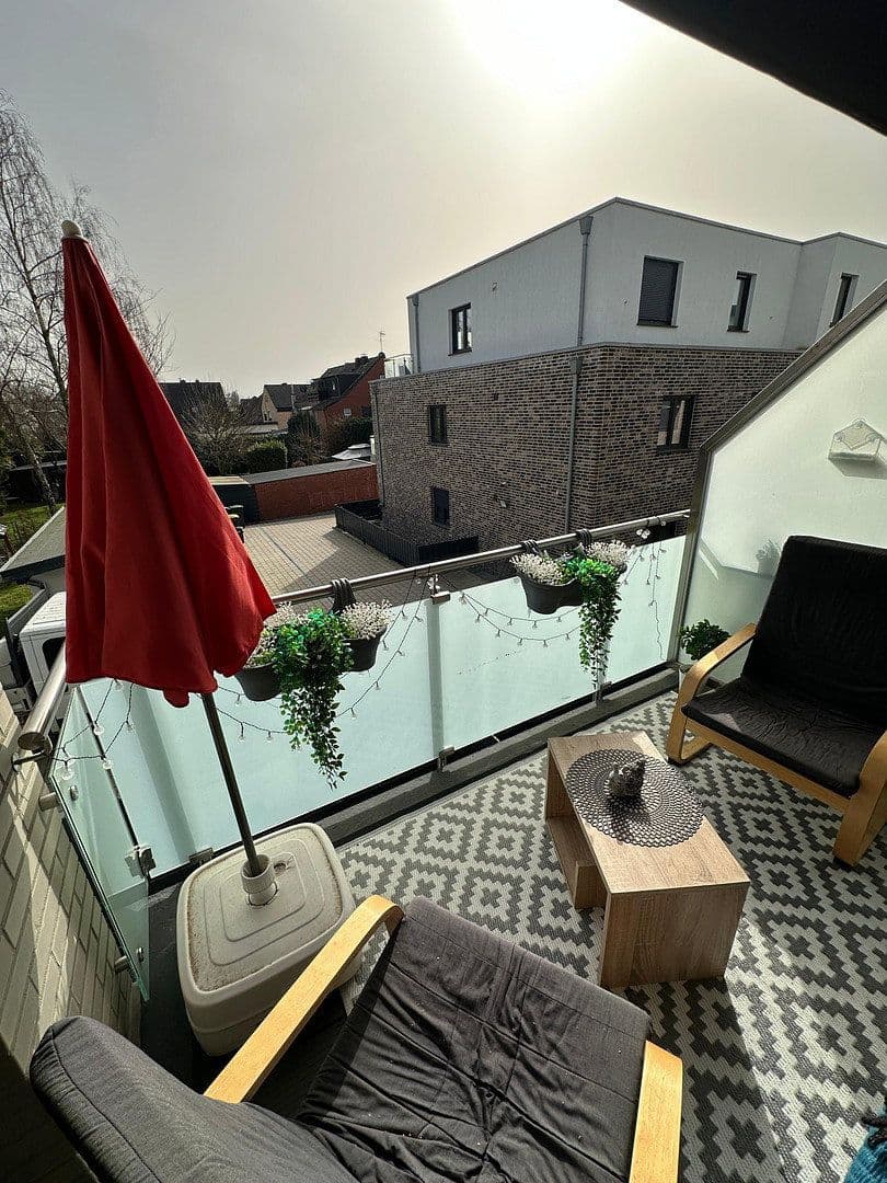 Prenájom bytu 3-izbový 92 m², Brühlstr. 27b, Wassenberg, Severné Porýnie - Westfálsko Prenájom bytu 3-izbový 92 m², Brühlstr. 27b, Wassenberg, Severné Porýnie - Westfálsko