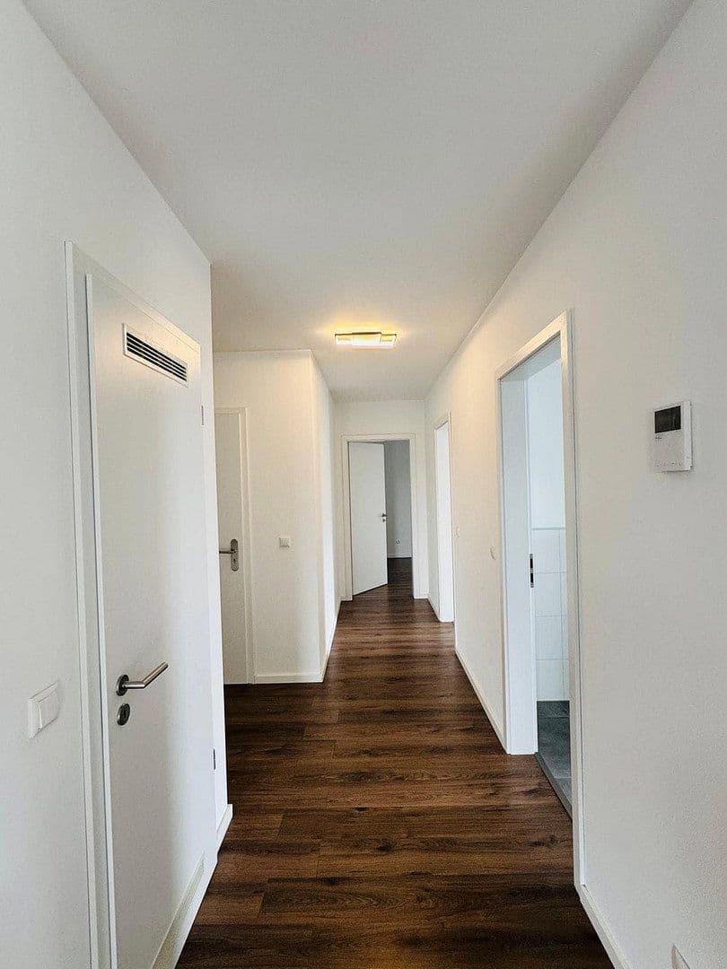 Prenájom bytu 3-izbový 92 m², Brühlstr. 27b, Wassenberg, Severné Porýnie - Westfálsko Prenájom bytu 3-izbový 92 m², Brühlstr. 27b, Wassenberg, Severné Porýnie - Westfálsko