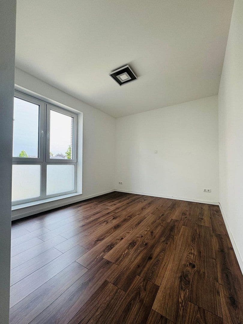 Prenájom bytu 3-izbový 92 m², Brühlstr. 27b, Wassenberg, Severné Porýnie - Westfálsko Prenájom bytu 3-izbový 92 m², Brühlstr. 27b, Wassenberg, Severné Porýnie - Westfálsko