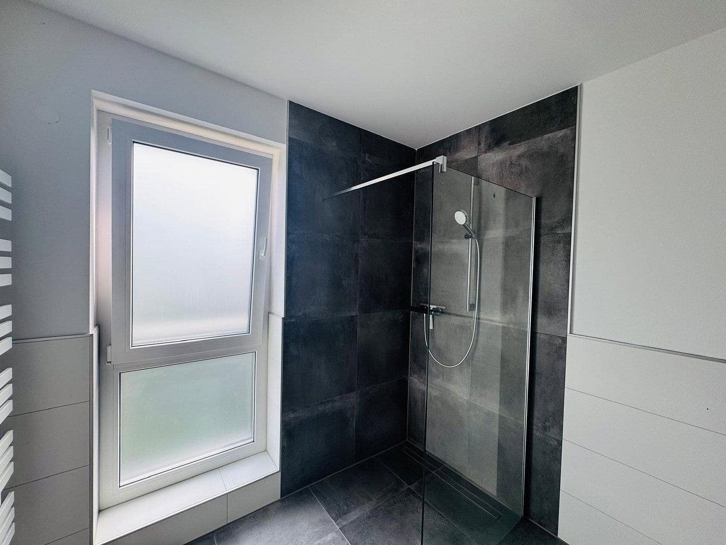 Prenájom bytu 3-izbový 92 m², Brühlstr. 27b, Wassenberg, Severné Porýnie - Westfálsko Prenájom bytu 3-izbový 92 m², Brühlstr. 27b, Wassenberg, Severné Porýnie - Westfálsko