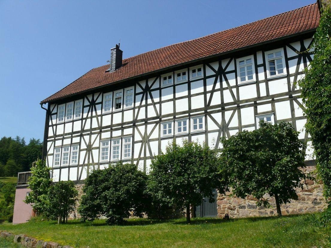 Predaj domu 400 m², pozemek 1.041 m², Bad Wildungen, Hesensko Predaj domu 400 m², pozemek 1.041 m², Bad Wildungen, Hesensko