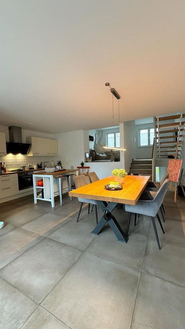 Predaj domu 145 m², pozemek 150 m², Mannheim, Bádensko-Wurttembersko Predaj domu 145 m², pozemek 150 m², Mannheim, Bádensko-Wurttembersko