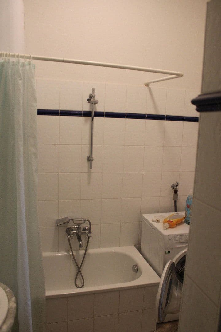 Prenájom bytu 65 m², Devrientgasse 2, Wien, Viedeň Prenájom bytu 65 m², Devrientgasse 2, Wien, Viedeň